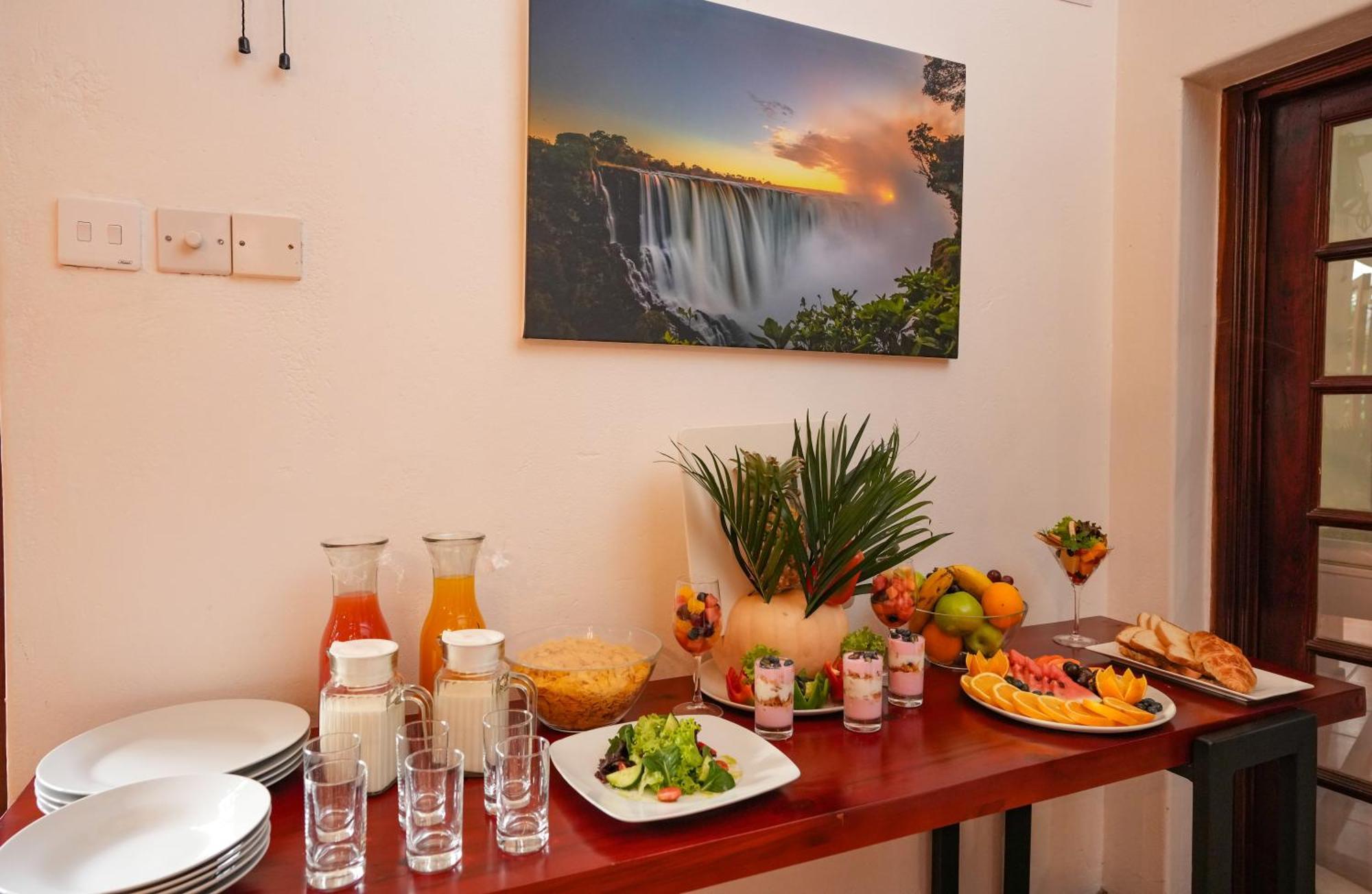 The Little Outlook Acomodação com café da manhã Victoria Falls Exterior foto